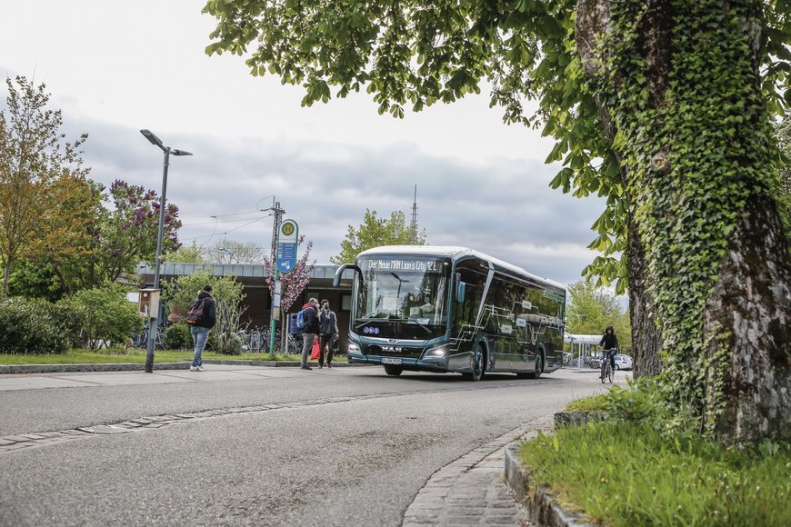 Emission-free urban mobility:More than 700 MAN electric buses already ordered